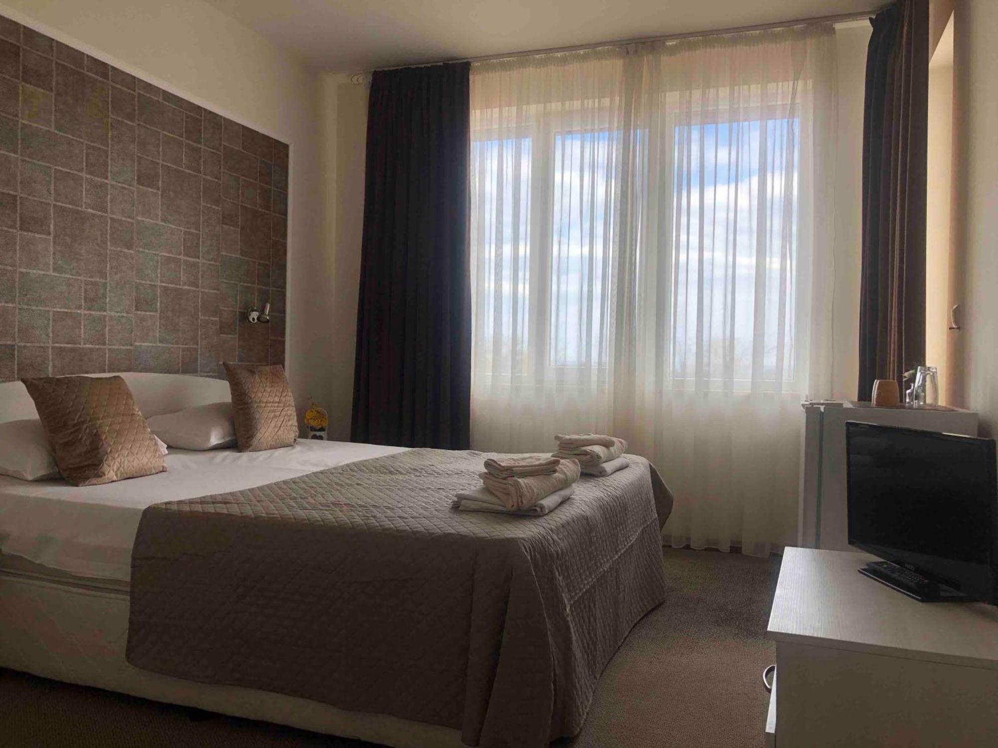 Complex Pika Hotel Aranyhomok Kültér fotó